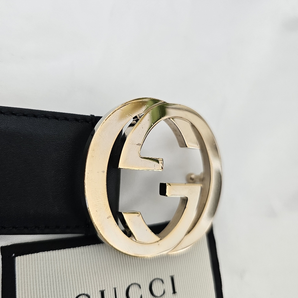 Beautiful Gucci belt!